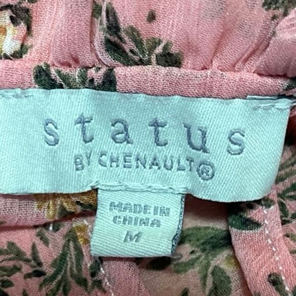 Status by Chenault Pink Floral Flutter Sleeve Keyhole Ruffle Blouse Top Size M - Picture 4 of 5
